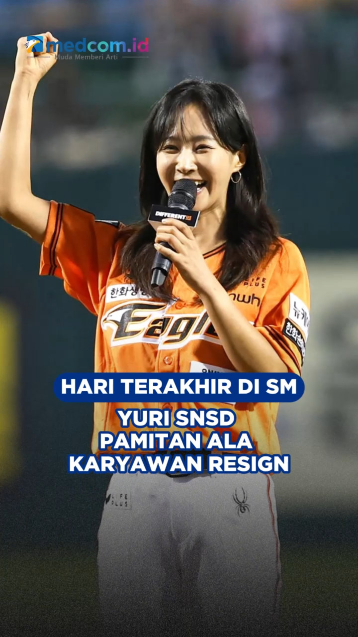 Hari Terakhir di SM, Yuri SNSD Pamitan ala Karyawan Resign