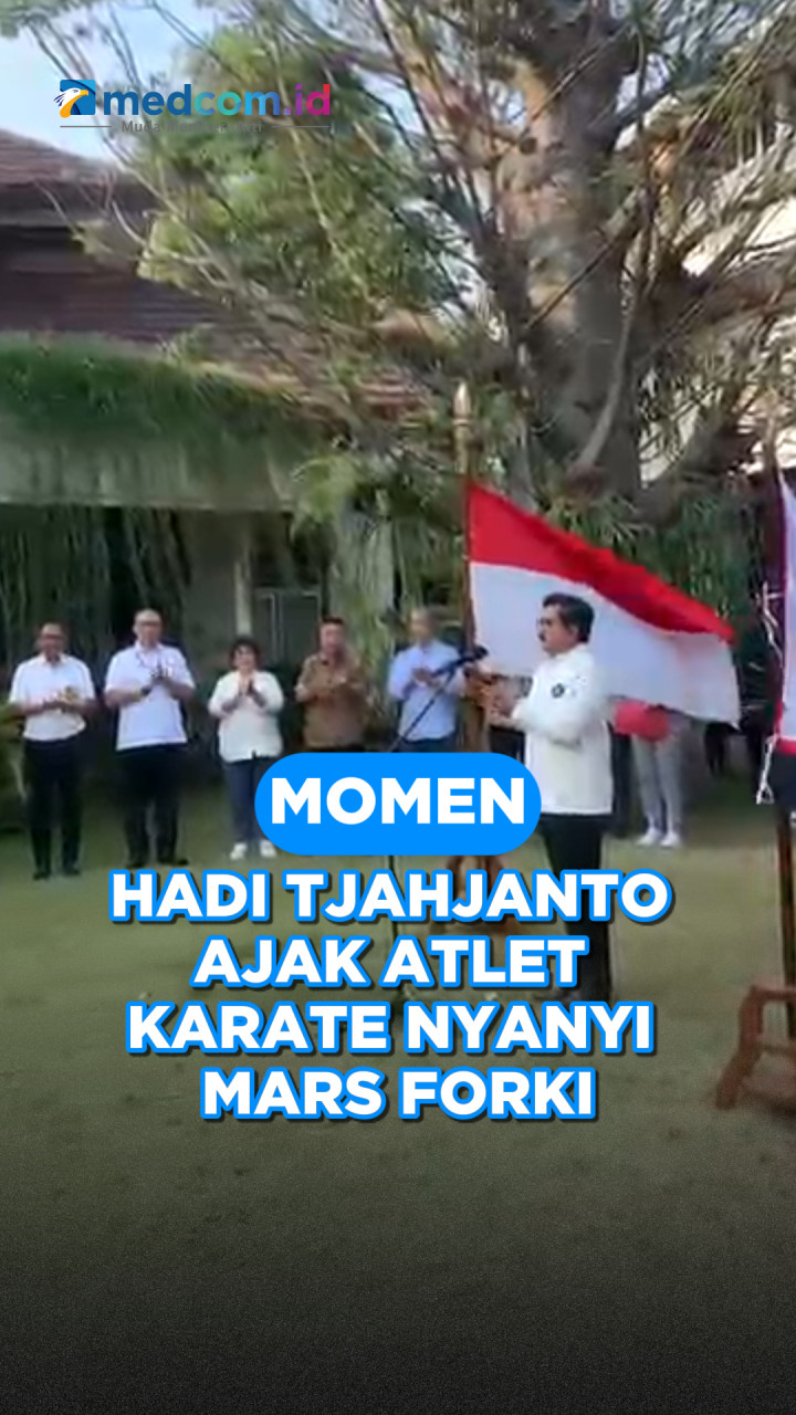 Momen Hadi Tjahjanto Ajak Atlet Karate Nyanyi Mars FORKI