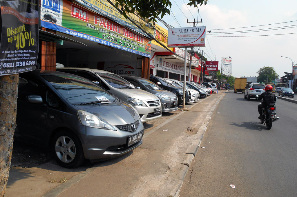 Bekasi Barat jadi Sentra Bisnis Jual Beli Mobil Bekas