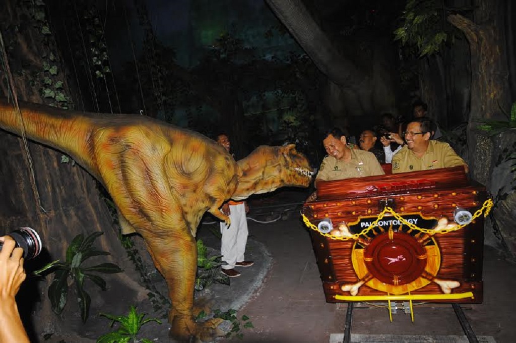 Taman Pintar Yogyakarta Ajak Pengunjung Bertemu Dinosaurus