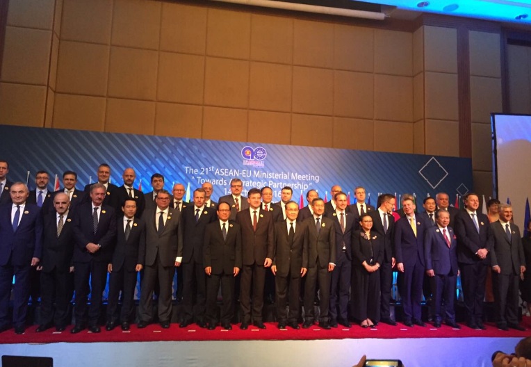 Kebijakan RI di Bidang Kontra Terorisme Dapat Pujian