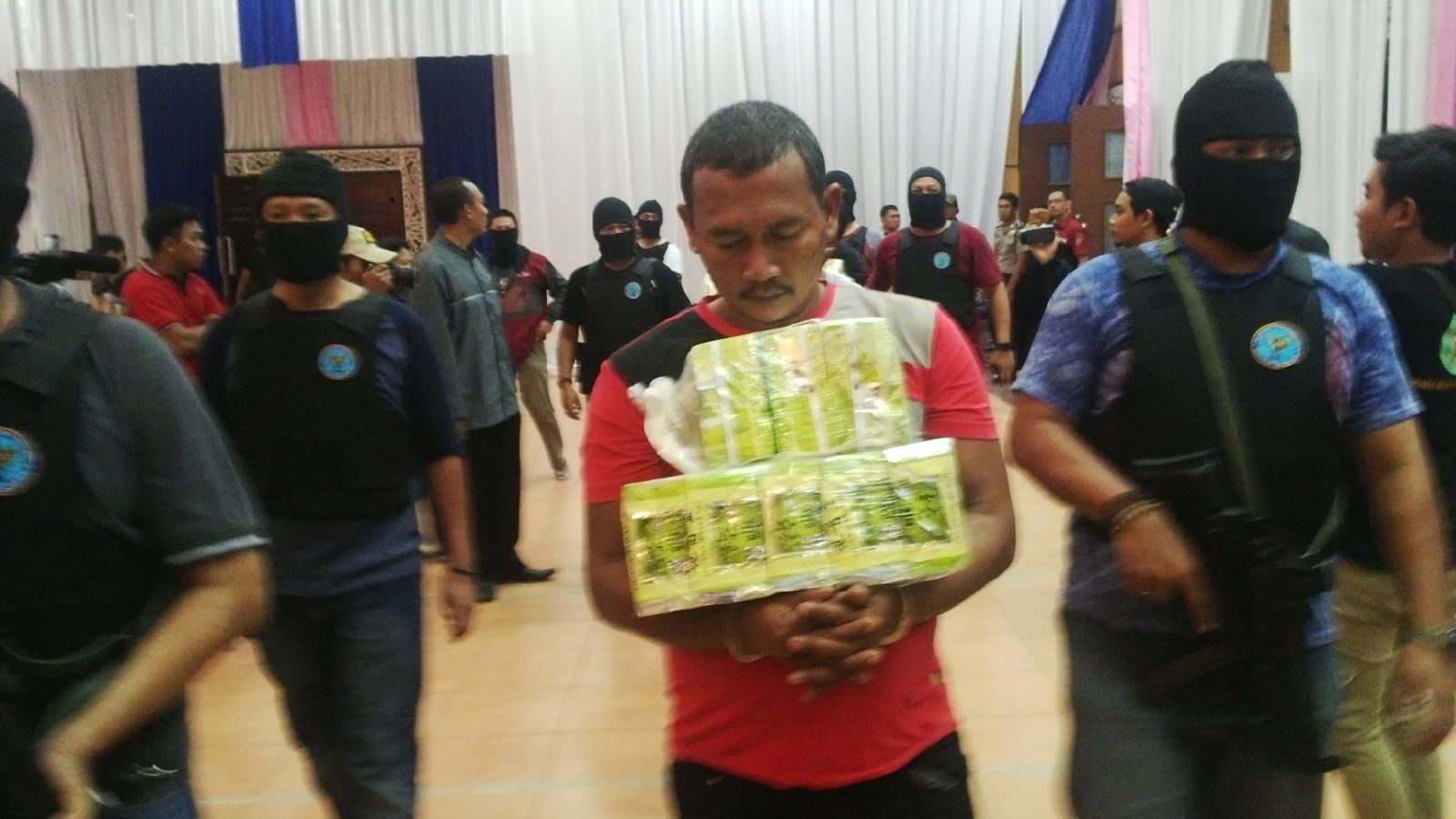 Ini foto 8 tersangka narkoba yang ditangkap di Perbaungan