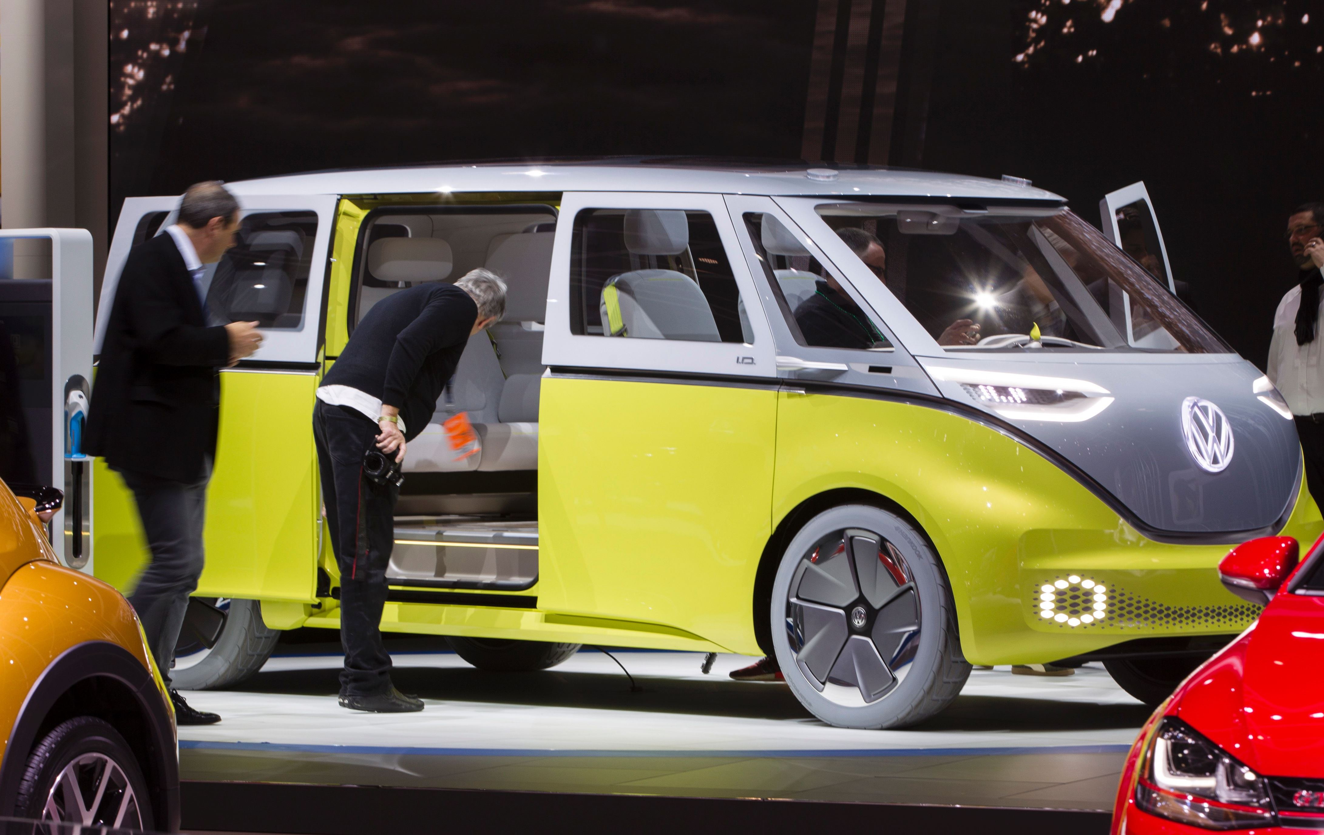 VW Kombi Tanpa Setir Mengaspal 2022