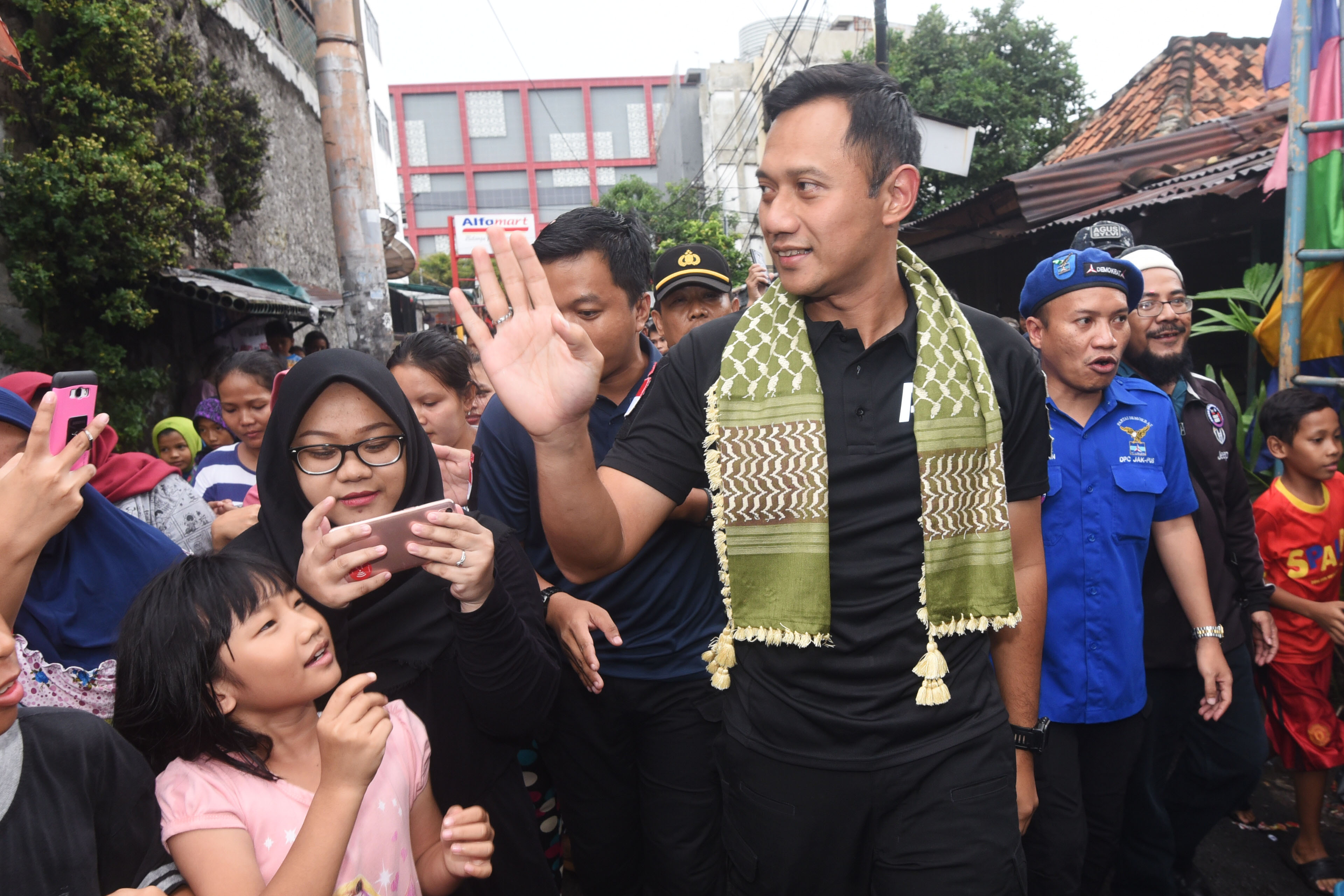 Agus Yudhoyono Bantah Disebut Suksesor Khofifah
