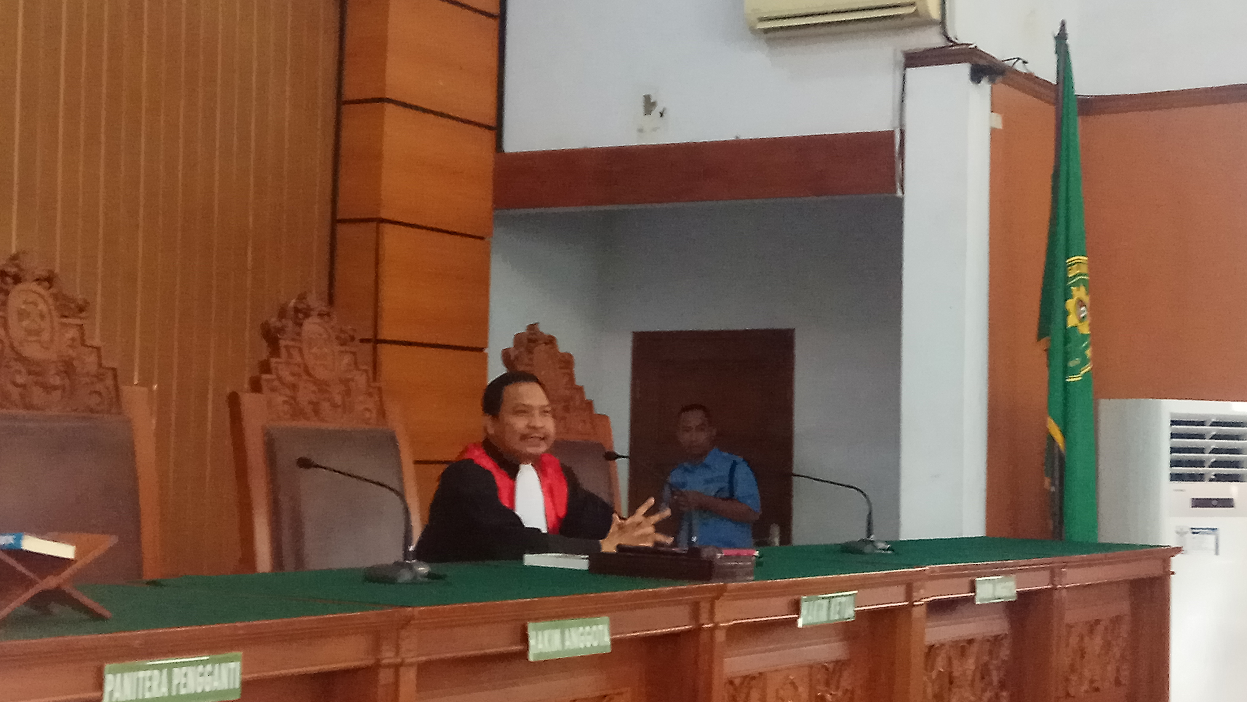 Sidang Praperadilan Novanto Berlanjut