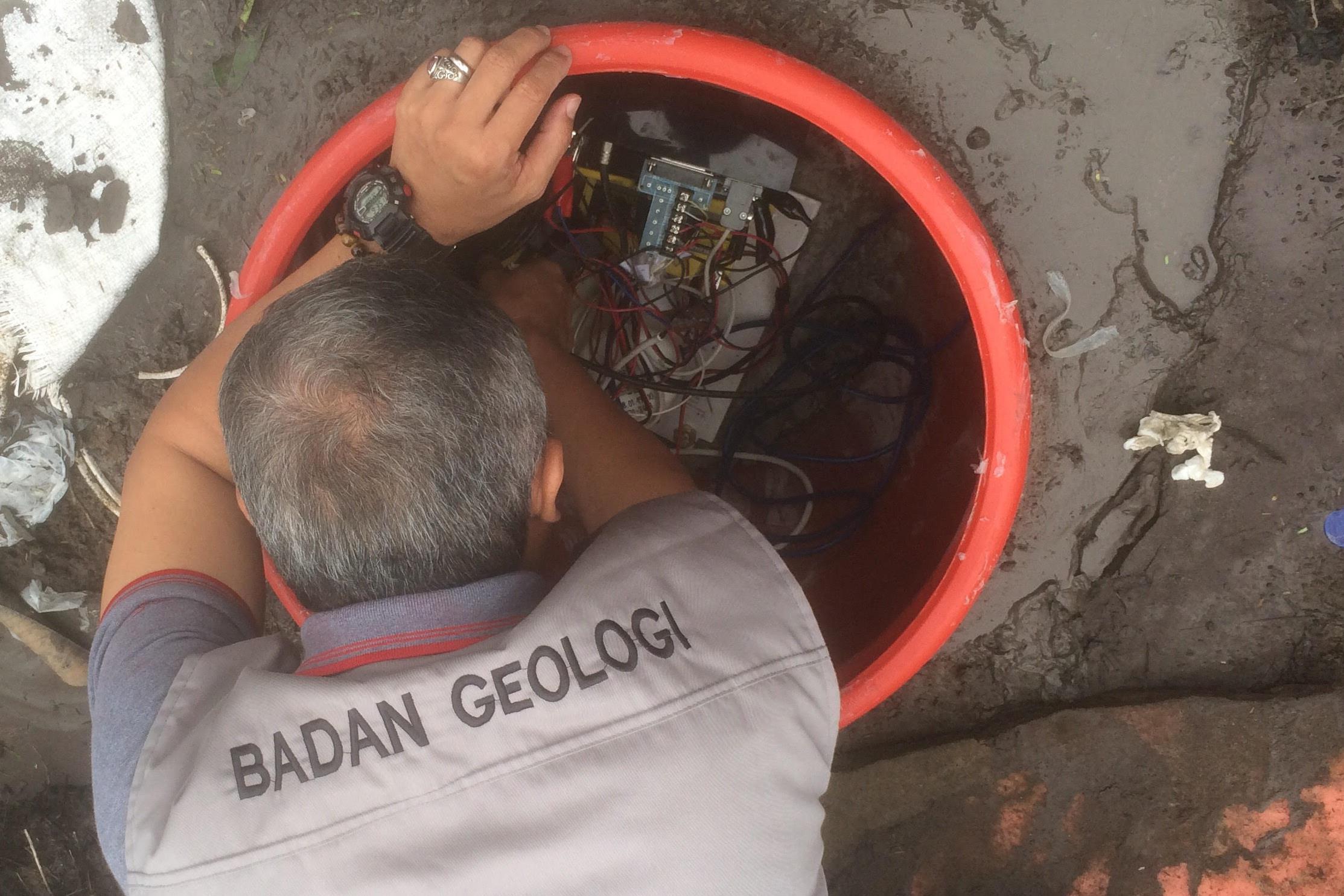 Tiltmeter Buatan Anak Bangsa Berhasil Rekam Deformasi Gunung