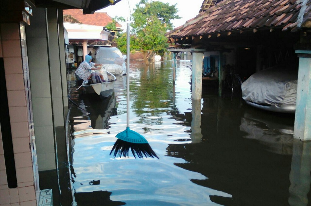 Warga Bangil Pasuruan Minta Sungai Dikeruk, bukan Tinggikan Jalan