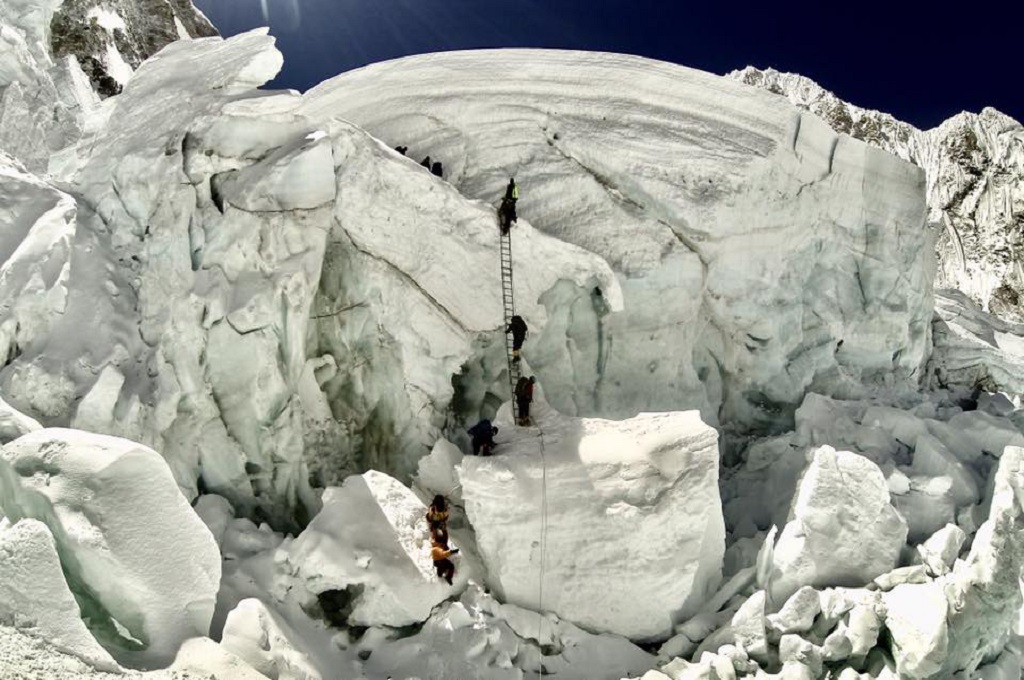Pendaki Austria Ditemukan Tewas di Puncak Nepal