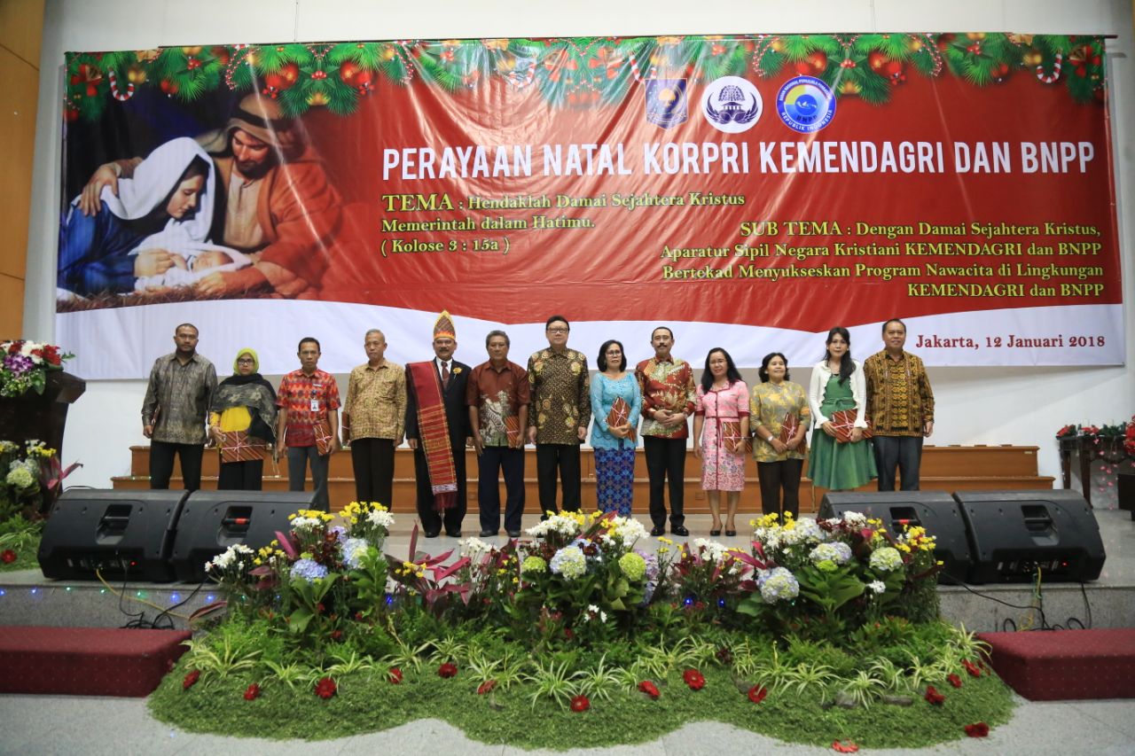 perayaan natal dan tahun baru