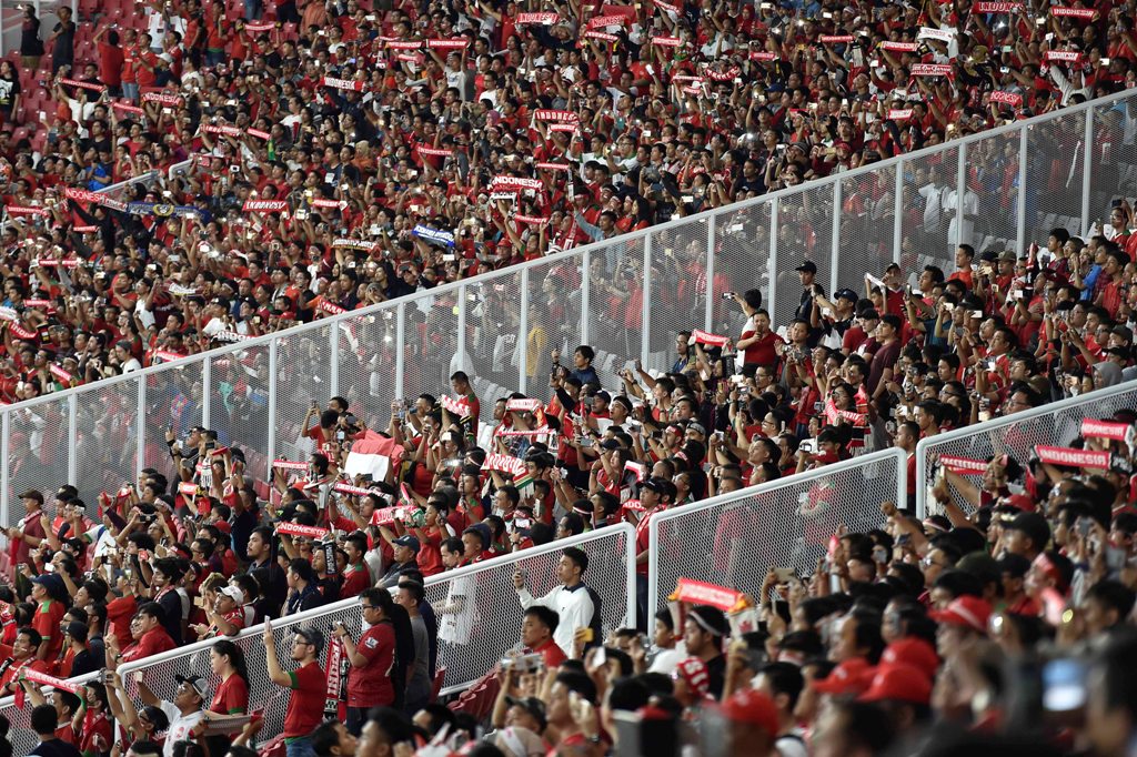 Euforia Suporter pada Laga Perdana Timnas Indonesia di SUGBK
