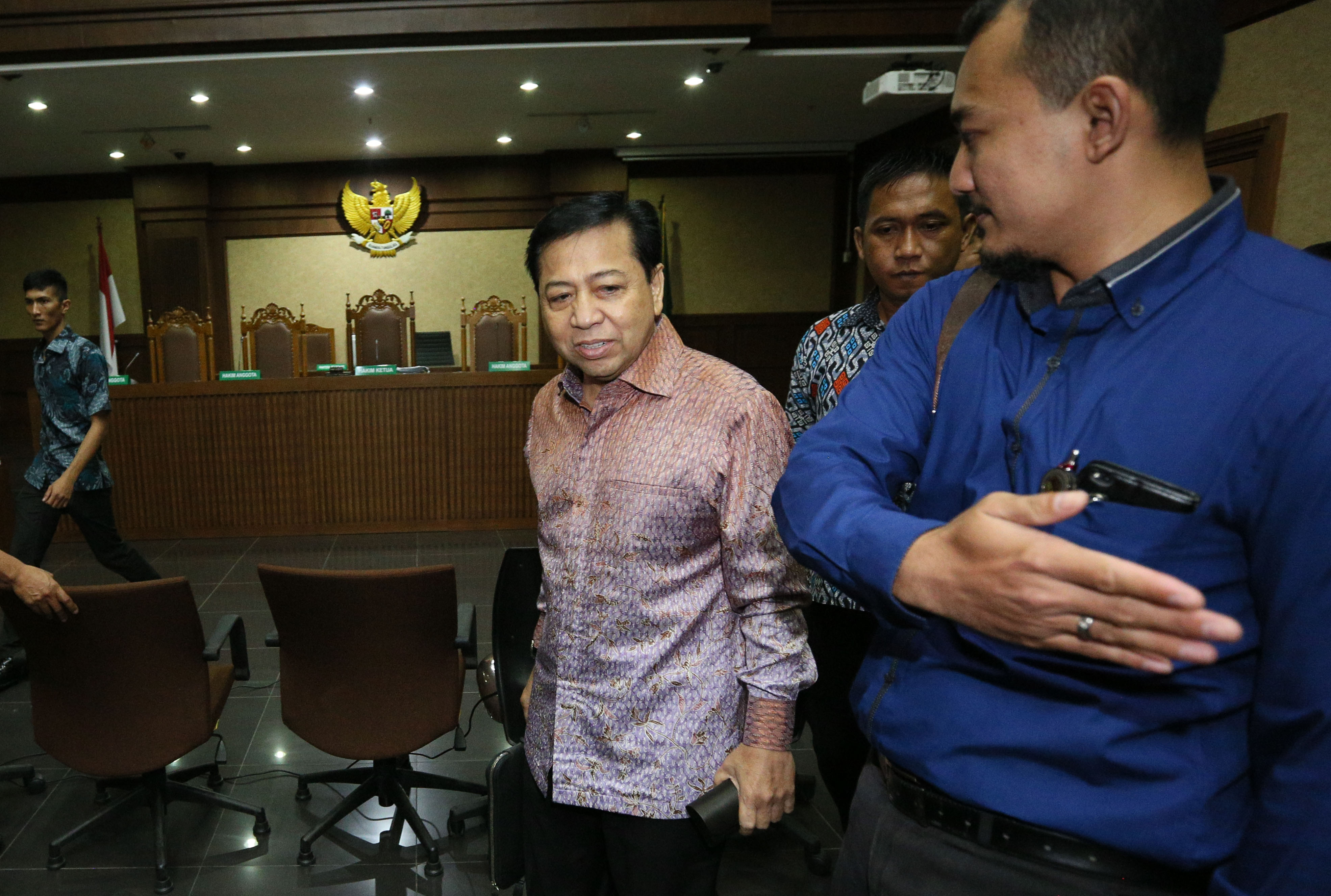 Misteri Buku Hitam Novanto