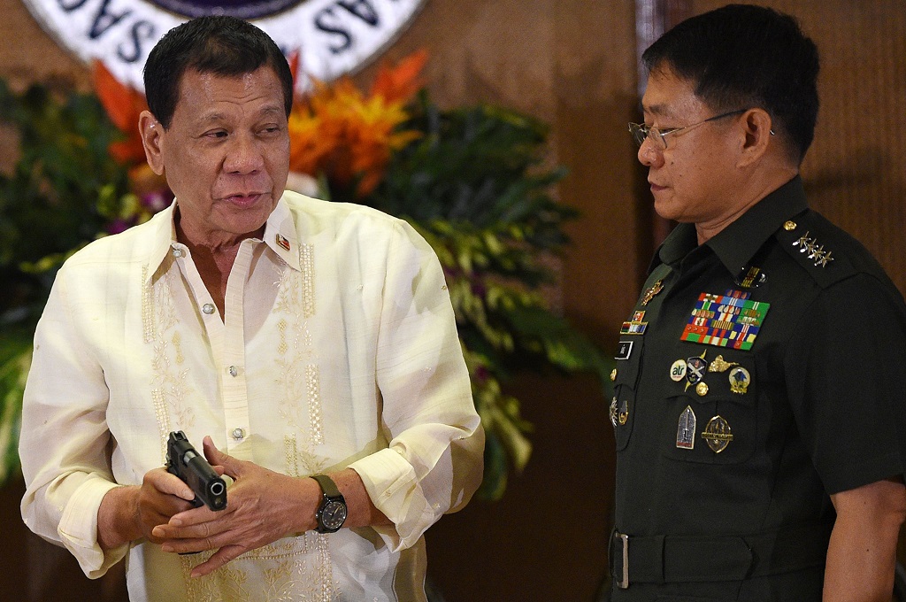 Perintahkan Tembak Pemberontak Wanita, Duterte Dicap Misoginis