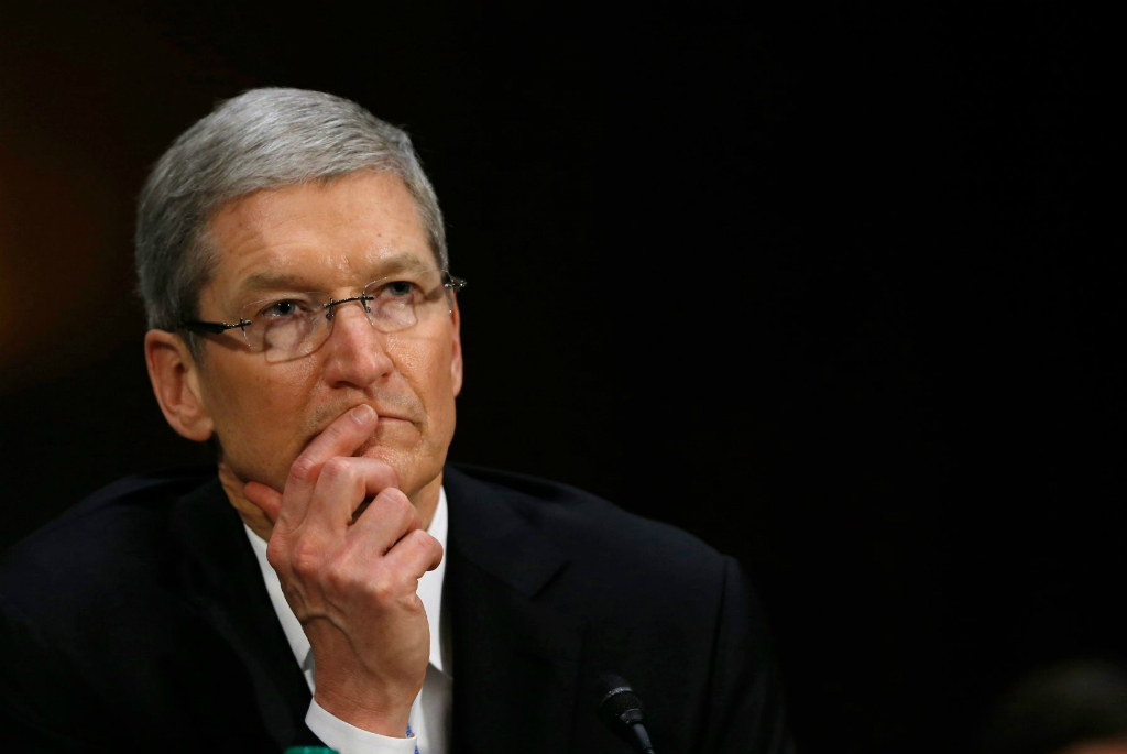 Investor Ajak Tim Cook Diskusi Soal Apple Watch dan Apple Pay