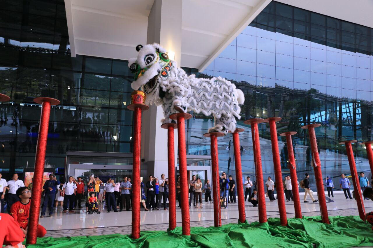 Ada Barongsai dan Bazar Makanan di Bandara Soetta