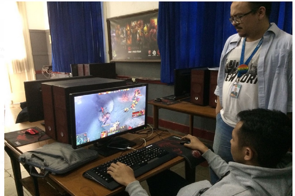 SMA 1 PSKD Tingkatkan Kemampuan Akademis Siswa dengan <i>Game Online</i>