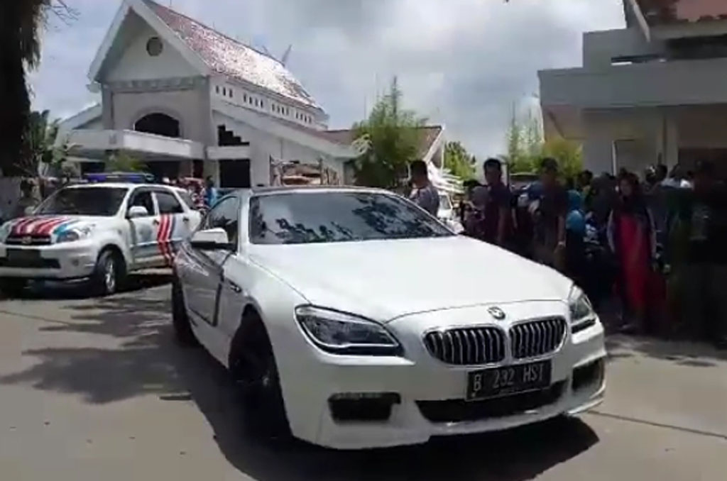 Tertangkap KPK, Selera Otomotif Bupati HST Bikin Iri