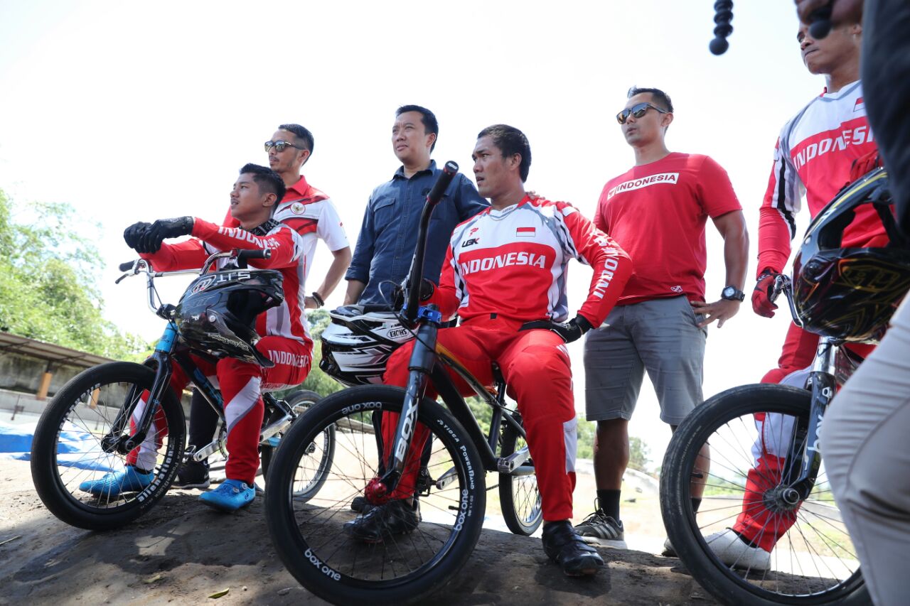 Pesan Menpora pada Atlet BMX Jelang Asian Games