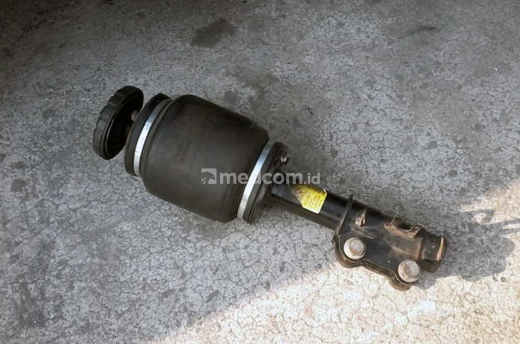 Rawat <i>Air Suspension</i> Cukup dengan Semir