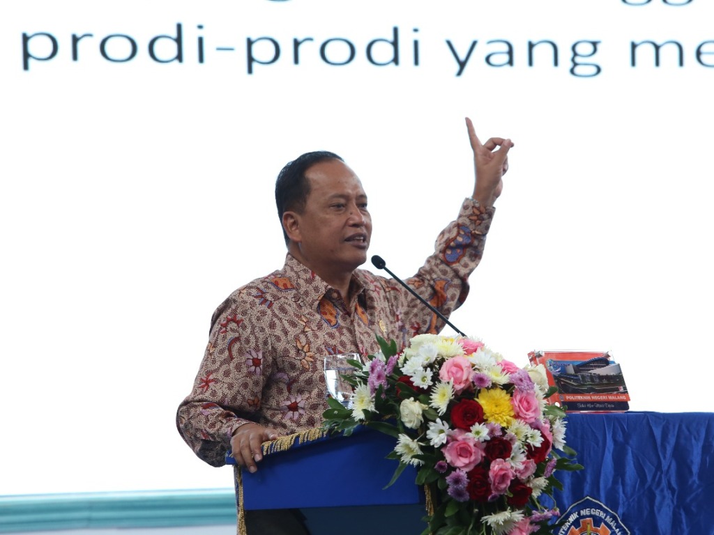 Menristekdikti Pastikan Aturan Kuliah Daring Terbit April 2018