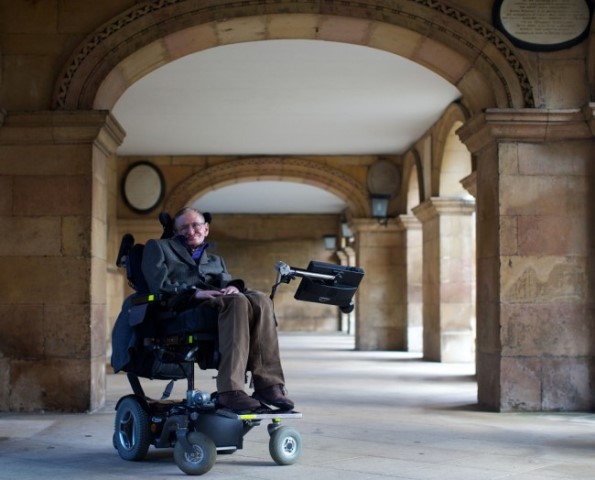 Fakta-fakta Mengenai ALS yang Menyerang Stephen Hawking