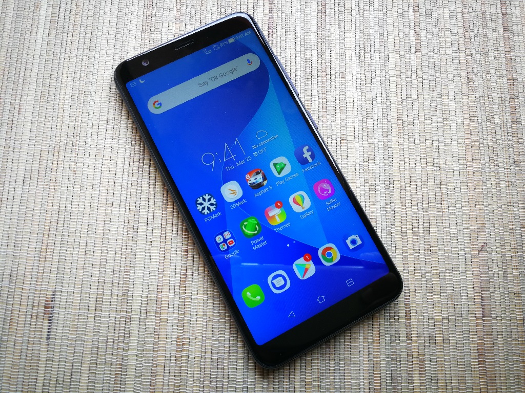 ASUS ZenFone Max Plus M1, Baterai Awet 12 Jam Bonus Kamera Ganda