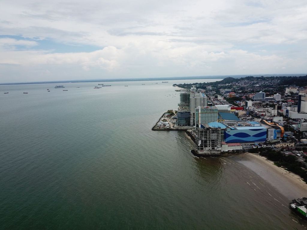 Pertamina Segera Angkat Pipa Putus di Balikpapan