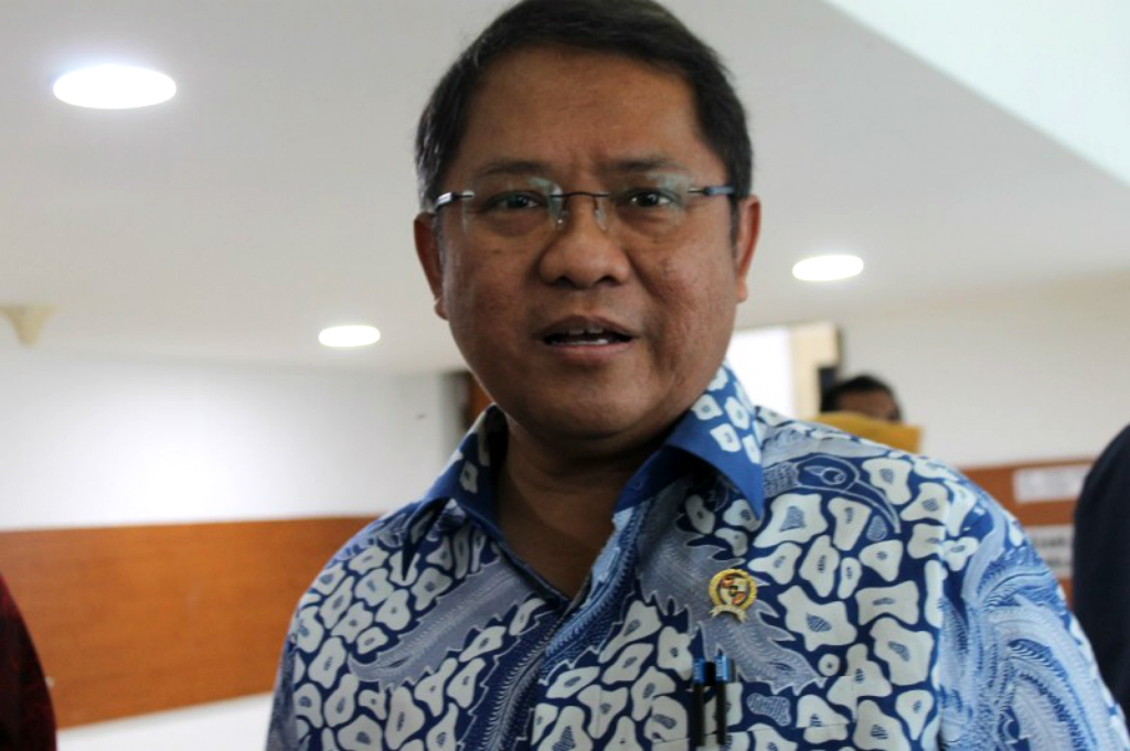 Pemerintah Dorong Semua Operator Konsolidasi