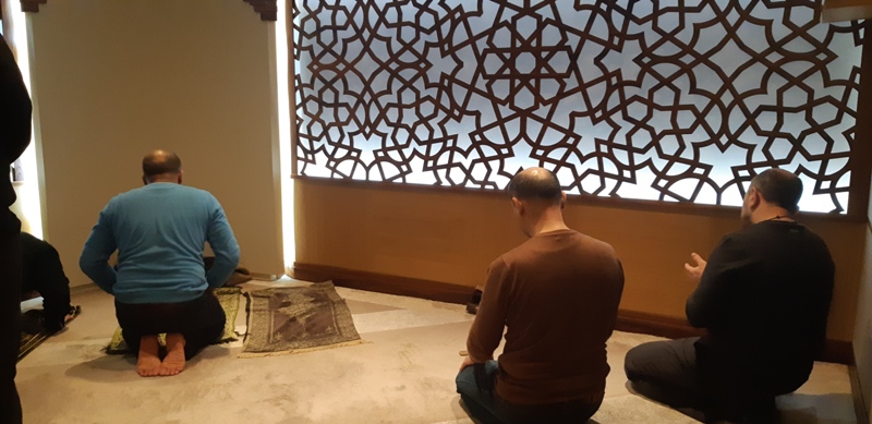 Musholanya Lounge Bandara Istanbul Resiknya Minta Ampun