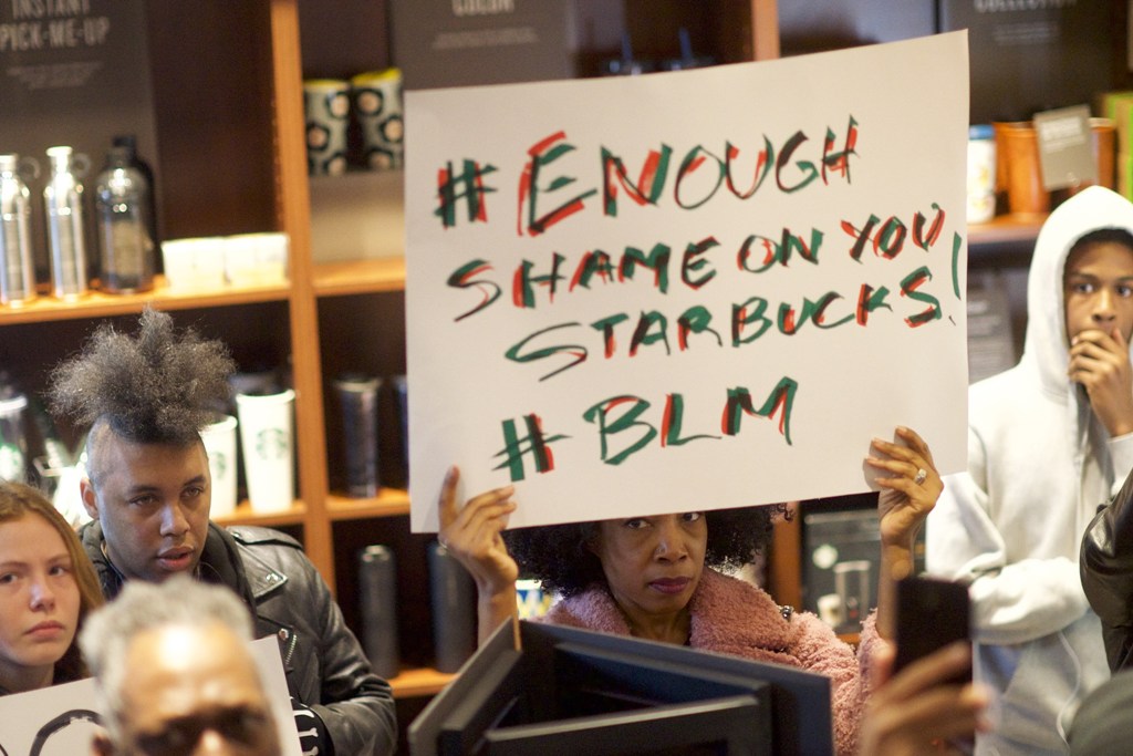Salah Paham, Starbucks Minta Maaf ke Kulit Hitam AS