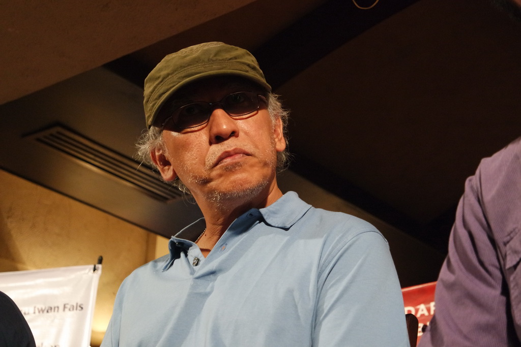 Iwan Fals Mengisi Soundtrack Film The Gift, Hanung Bramantyo Takjub