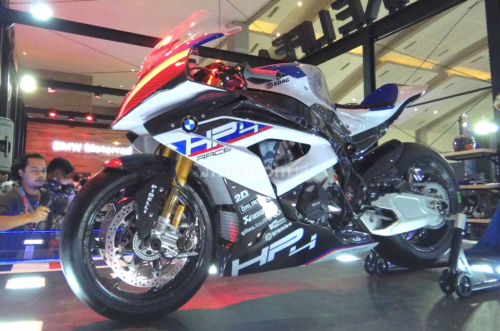 BMW Motorrad Boyong Empat Moge Spesial