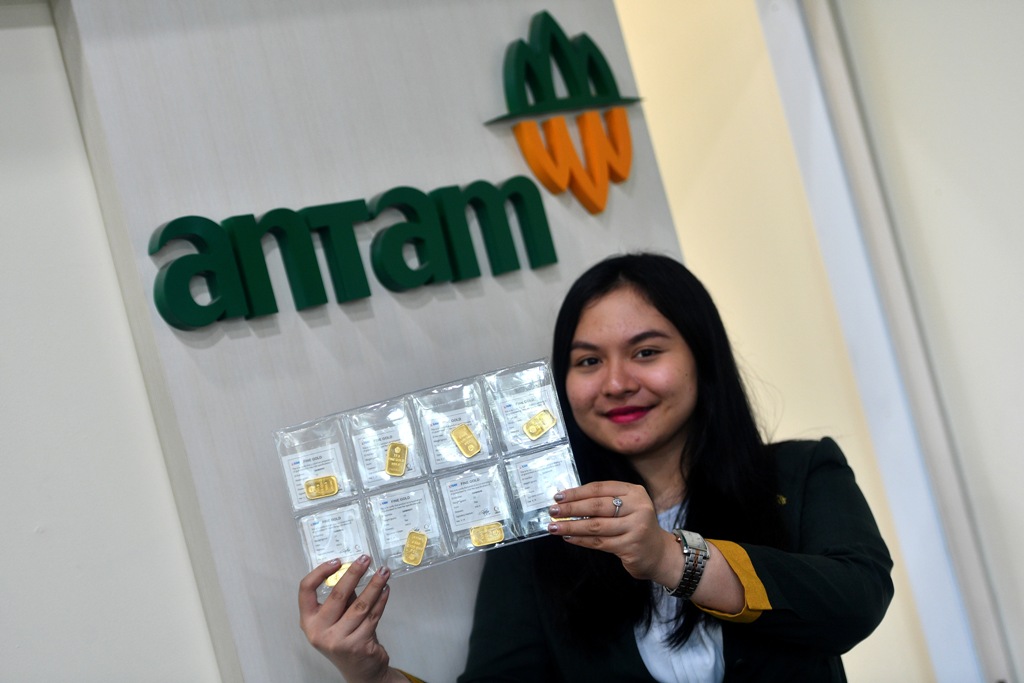 Kemilau Emas Antam Menguat ke Rp663 Ribu/Gram