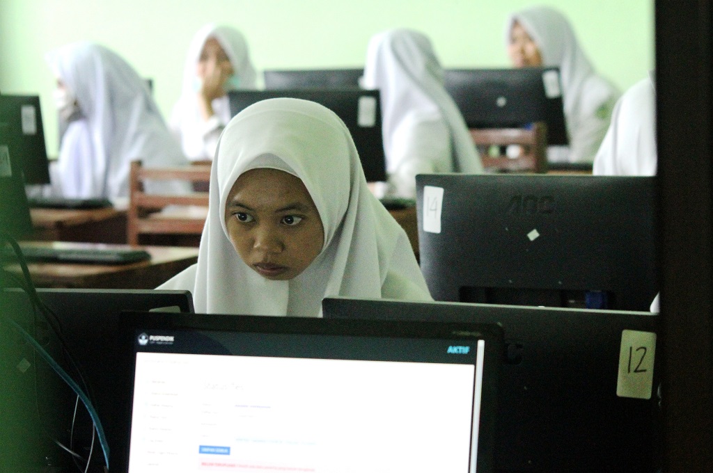 Sekolah Mengaku Terseok-seok Gelar UNBK