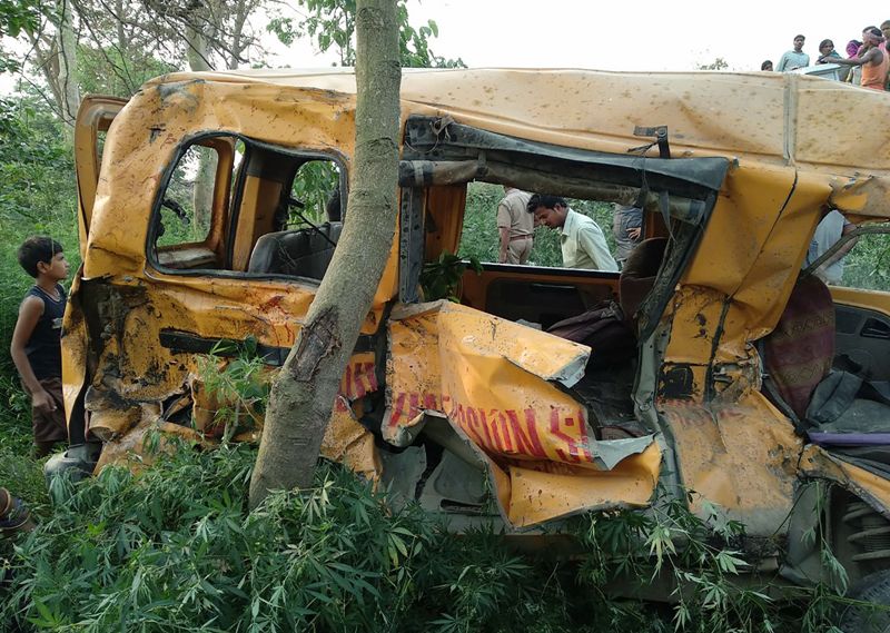 Bus Sekolah Dihantam Kereta, 13 Siswa India Tewas