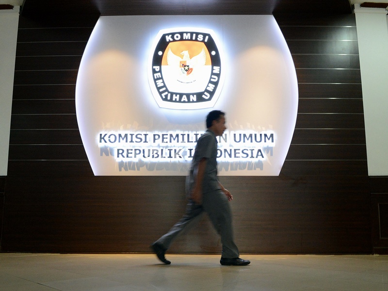 KPU Makassar Batalkan Pencalonan Ramdhan-Indira