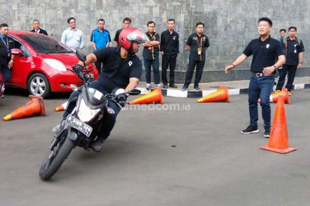 <i>Defensive Riding</i>, Cara Teraman Jaga Keselamatan di Jalan Raya
