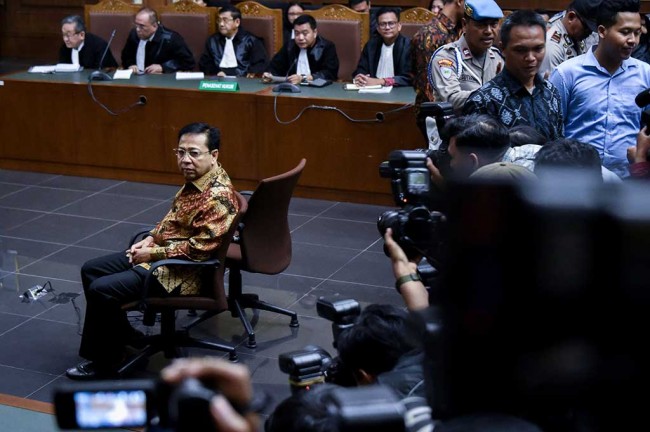 Novanto tak Tahu Fredrich Lihat Resume Medisnya