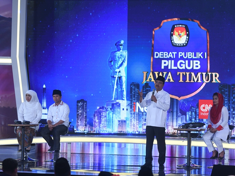 Debat II Pilgub Jatim Bahas Ekonomi dan pembangunan
