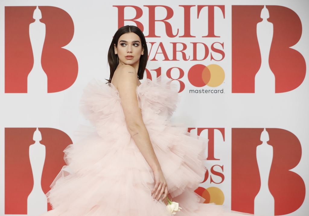 Dua Lipa akan Tampil di Final Liga Champions