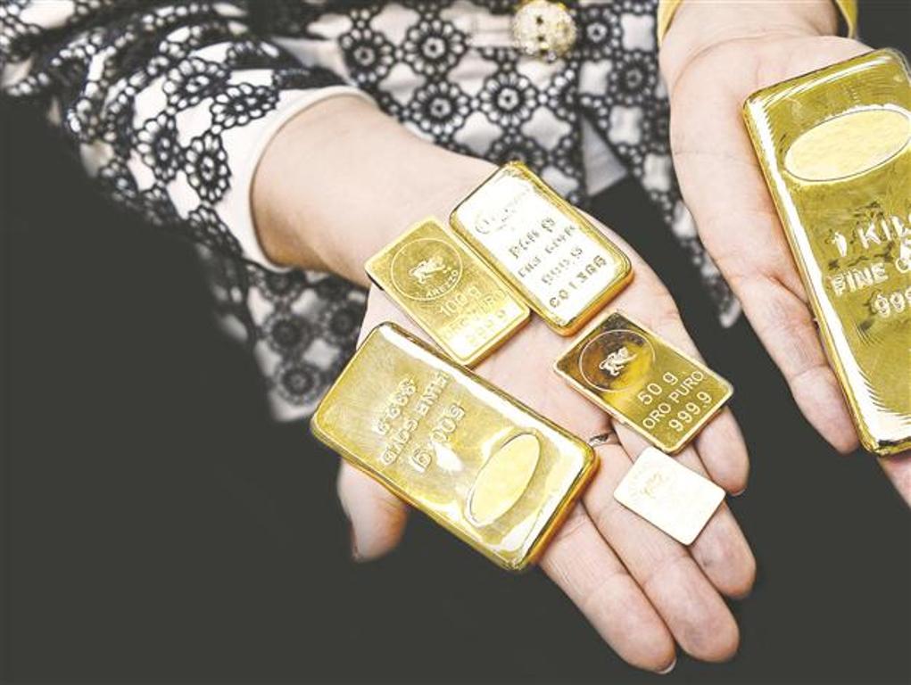 Emas Dunia Tertekan di Tengah Penarikan AS dari Kesepakatan Iran