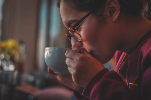 Cara Mengetes Kulit Cukup Terhidrasi
