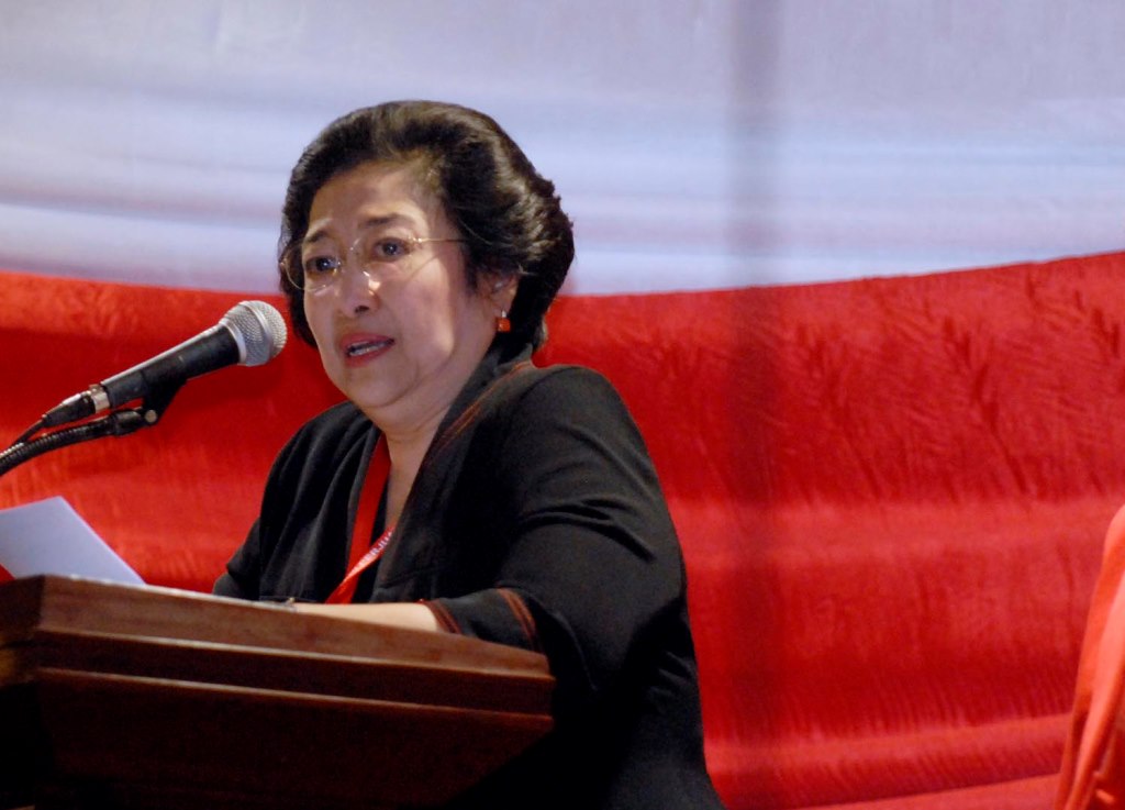 Megawati Menangis Tahu Polisi Gugur di Tangan Teroris