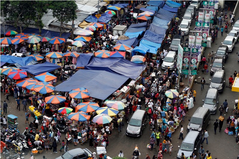 Sandiaga Ingin Pedagang Tanah Abang Berjualan Mobile Saat Ramadhan