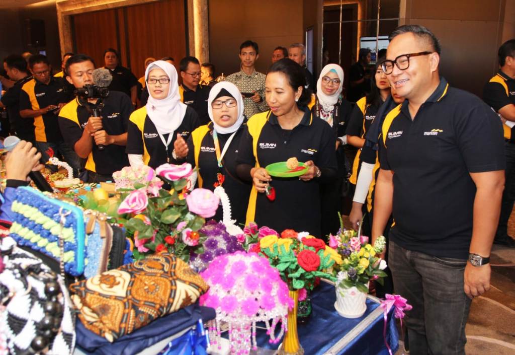 Menteri Rini Ajak Pekerja Migran Berani Berwirausaha