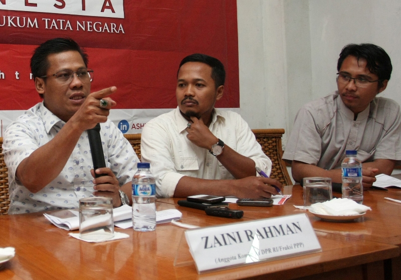 <i>Aparat Harus Diberi Wewenang Lebih Tumpas Terorisme</i>
