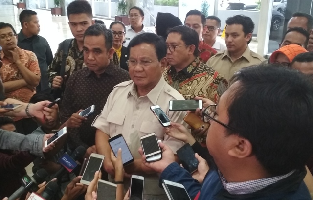 Prabowo Minta Semua Bersatu Lawan Teroris