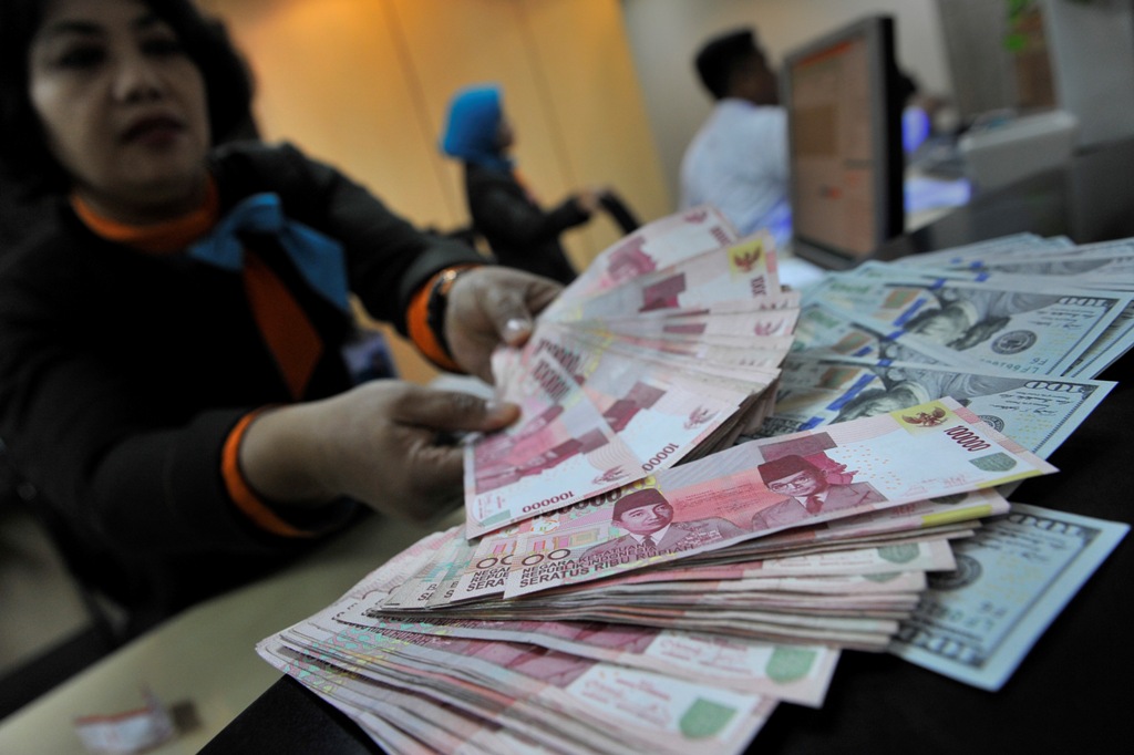 Analis Perkirakan Rupiah Cenderung Tertekan