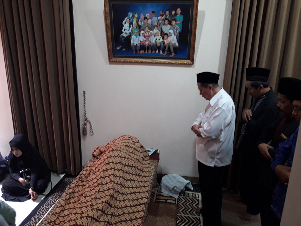 Pencipta Lagu Perdamaian Tutup Usia