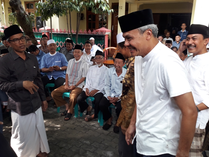 Ganjar: Kiai Bukhori Pencipta Lagu Legendaris