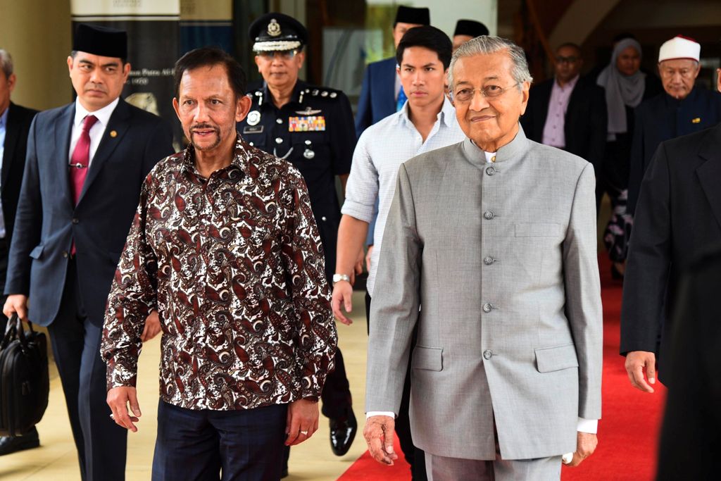 PM Mahathir Merangkap sebagai Menteri Pendidikan Malaysia